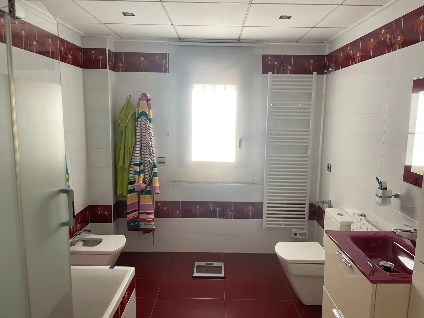 Bany de Casa o xalet en venda en Orihuela amb Aire condicionat, Jardí privat i Parquet