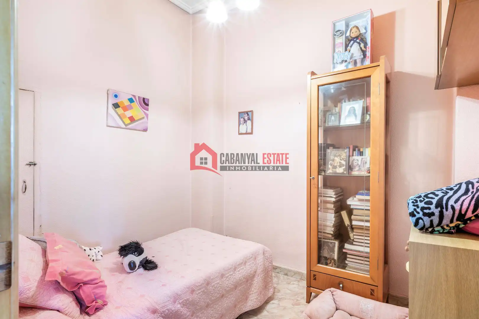 Bedroom of Apartments for sale in Valencia  with Air Conditioner and Balcony
