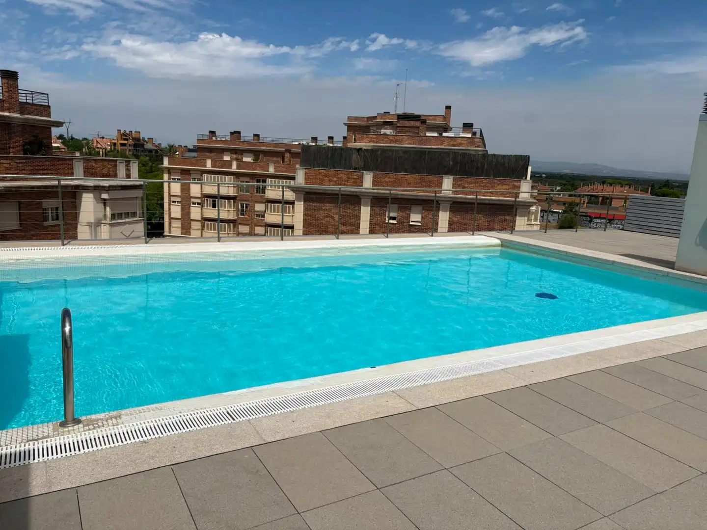 Piscina de Estudio en venta en Madrid con Aire acondicionado, Calefacción y Trastero