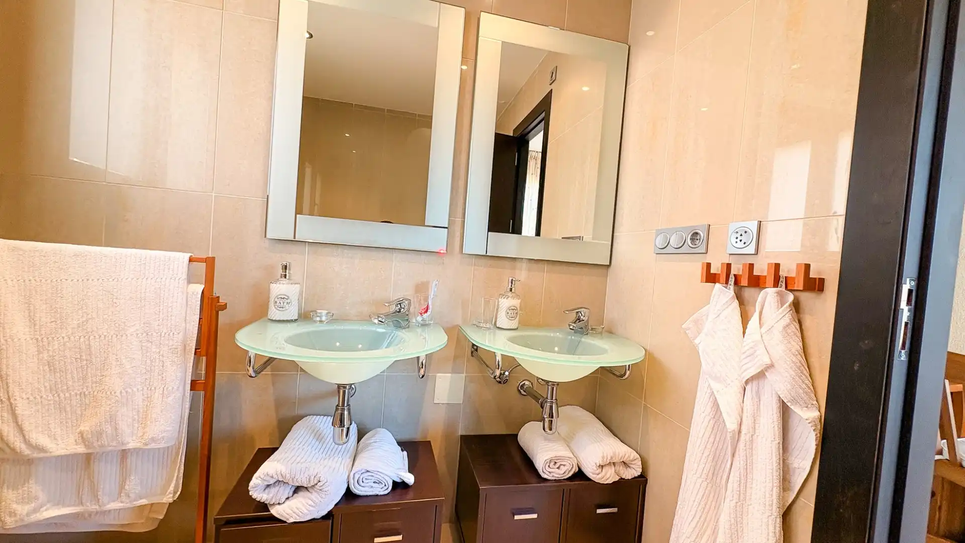 Baño de Casa o chalet en venta en Guardamar del Segura con Aire acondicionado, Jardín privado y Terraza