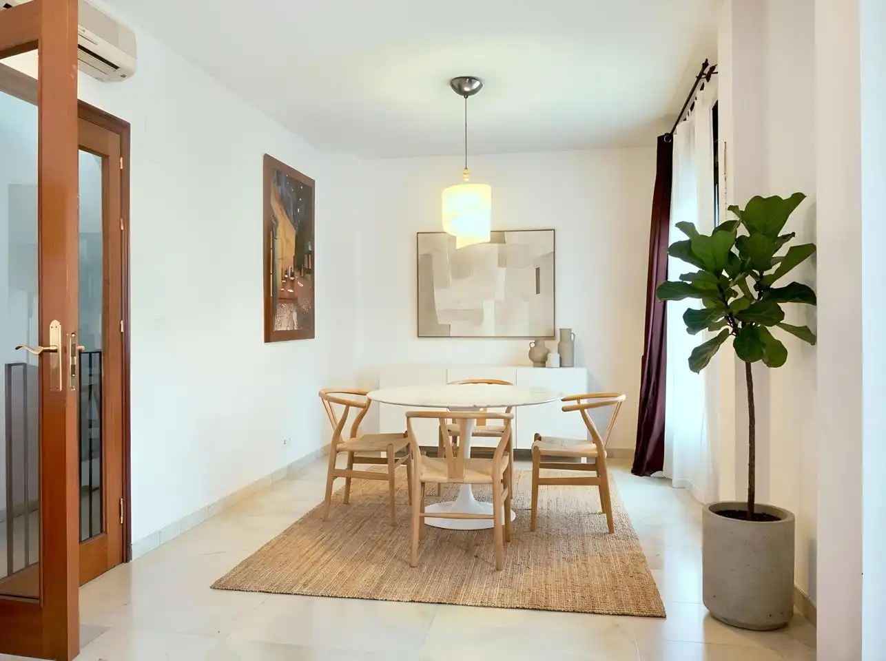 Comedor de Casa adosada en venta en Sevilla con Aire acondicionado, Calefacción y Parquet