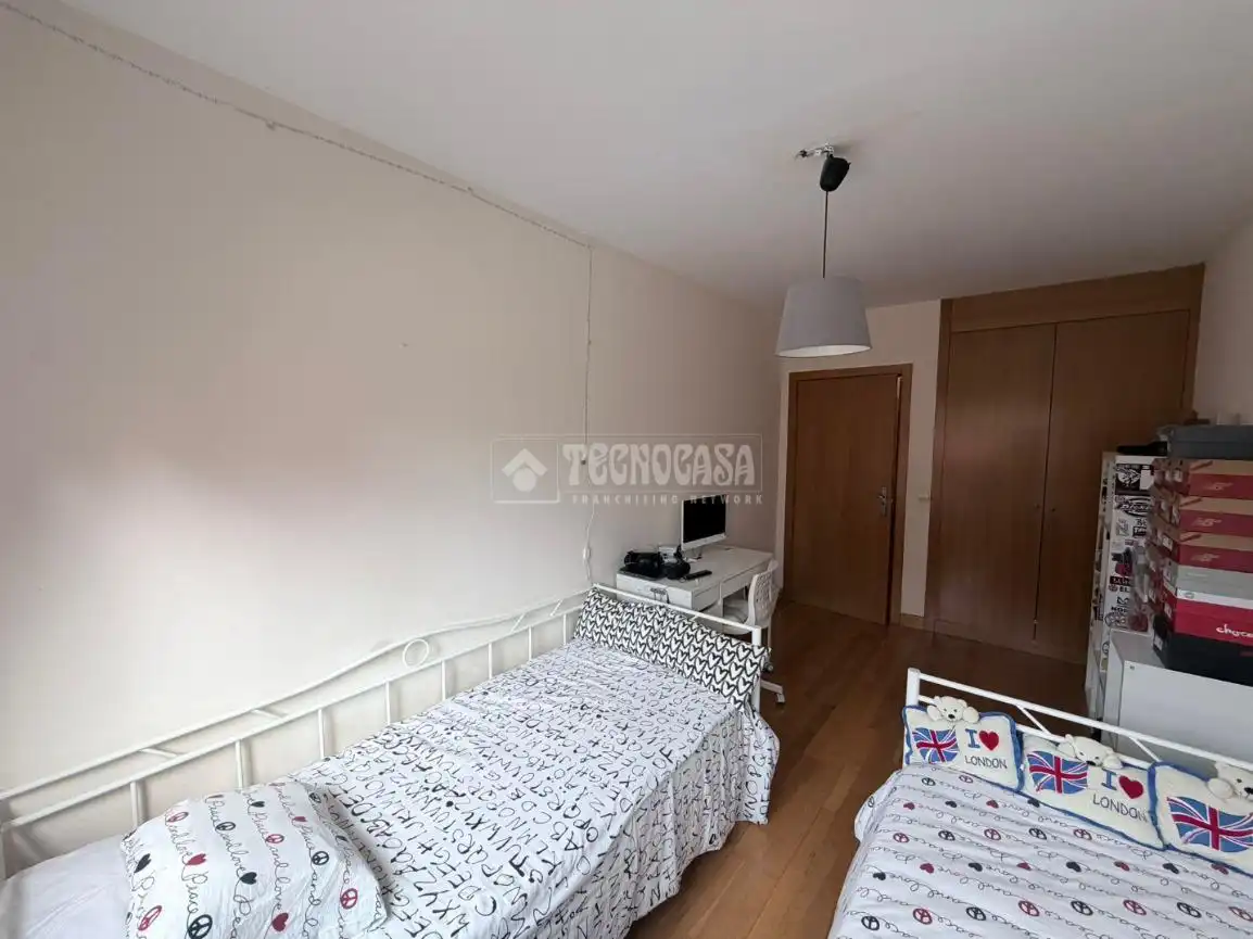 Habitación de Piso en venta en Madrid con Aire acondicionado, Calefacción y Trastero