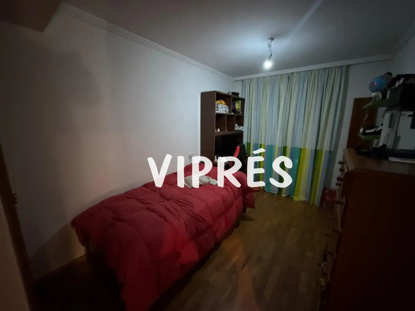 Casa adosada en venda a Oeste