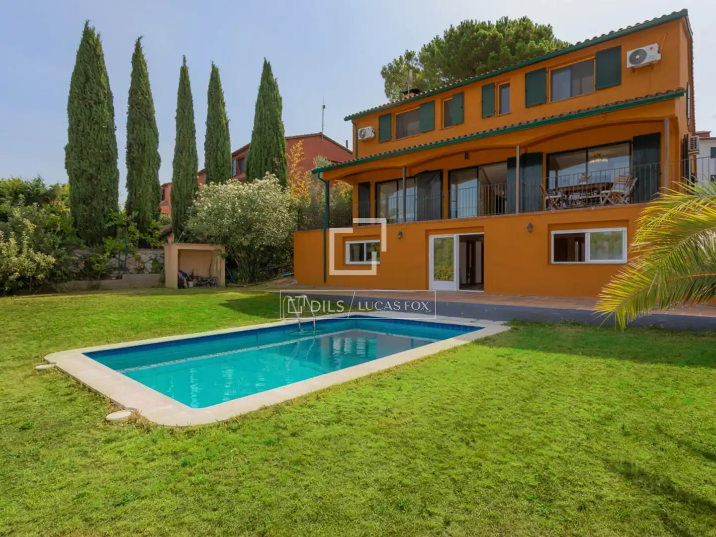 Xalet amb jardí en venda a Sant Julià de Ramis
