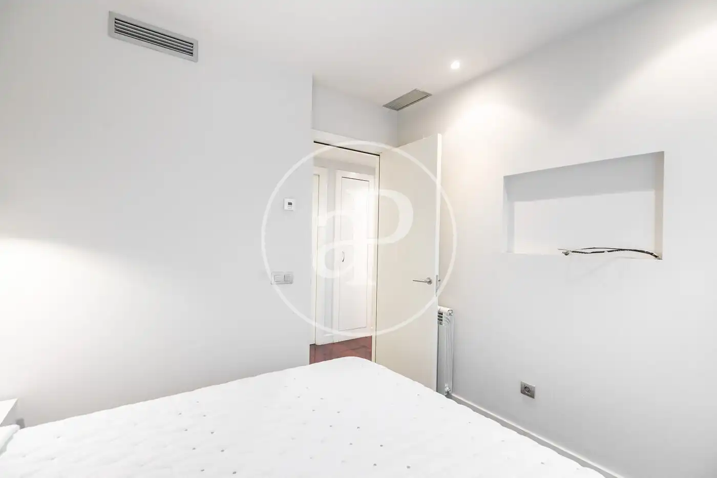 Bedroom of Flat for sale in Barcelona  with Air Conditioner, Heating and Terrace
