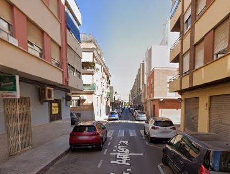 Piso en Venta en Avenida de Abril - 9 de Octubre