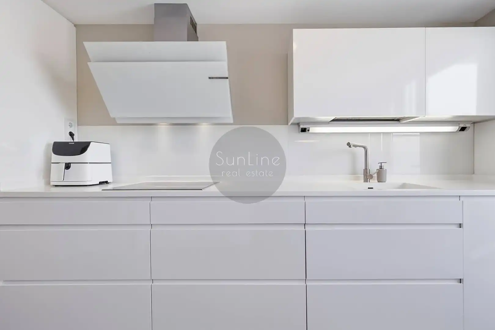 Cuina de Pis en venda en Valencia amb Aire condicionat, Terrassa i Moblat