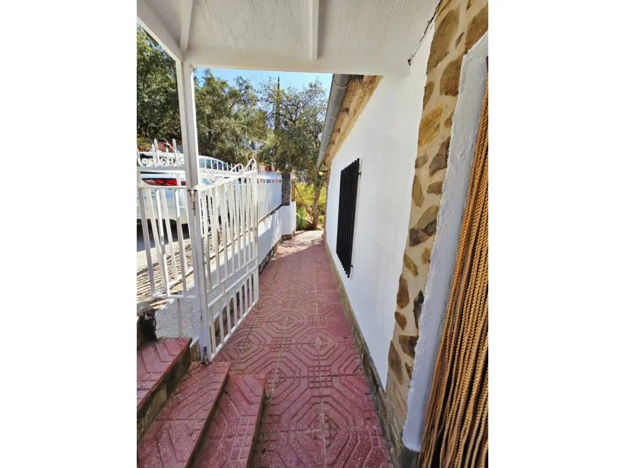 Vista exterior de Finca rústica en venda en Ossa de Montiel amb Jardí privat i Terrassa