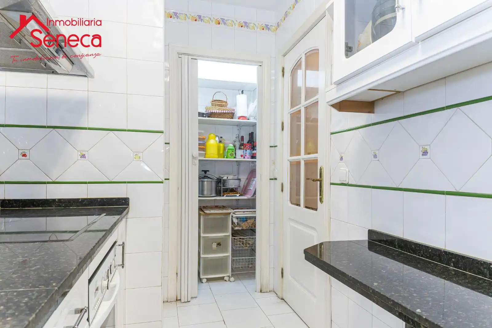 Kitchen of Flat for sale in Córdoba  with Air Conditioner, Heating and Terrace