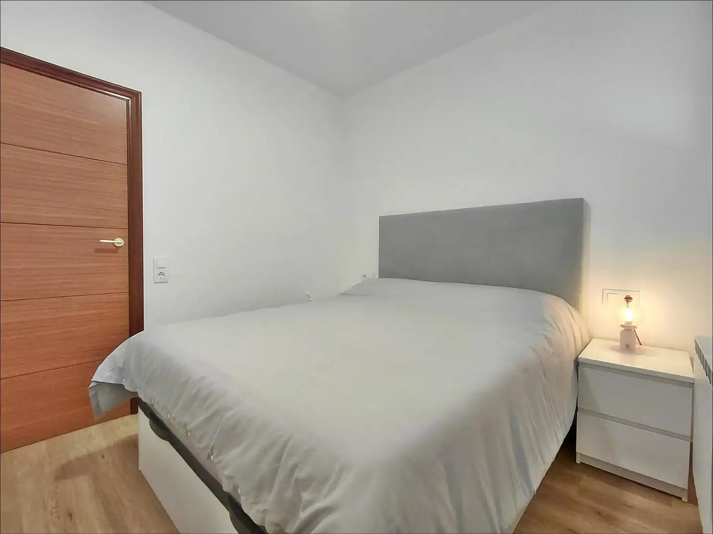 Dormitori de Casa o xalet en venda en Vilagarcía de Arousa amb Calefacció, Terrassa i Traster