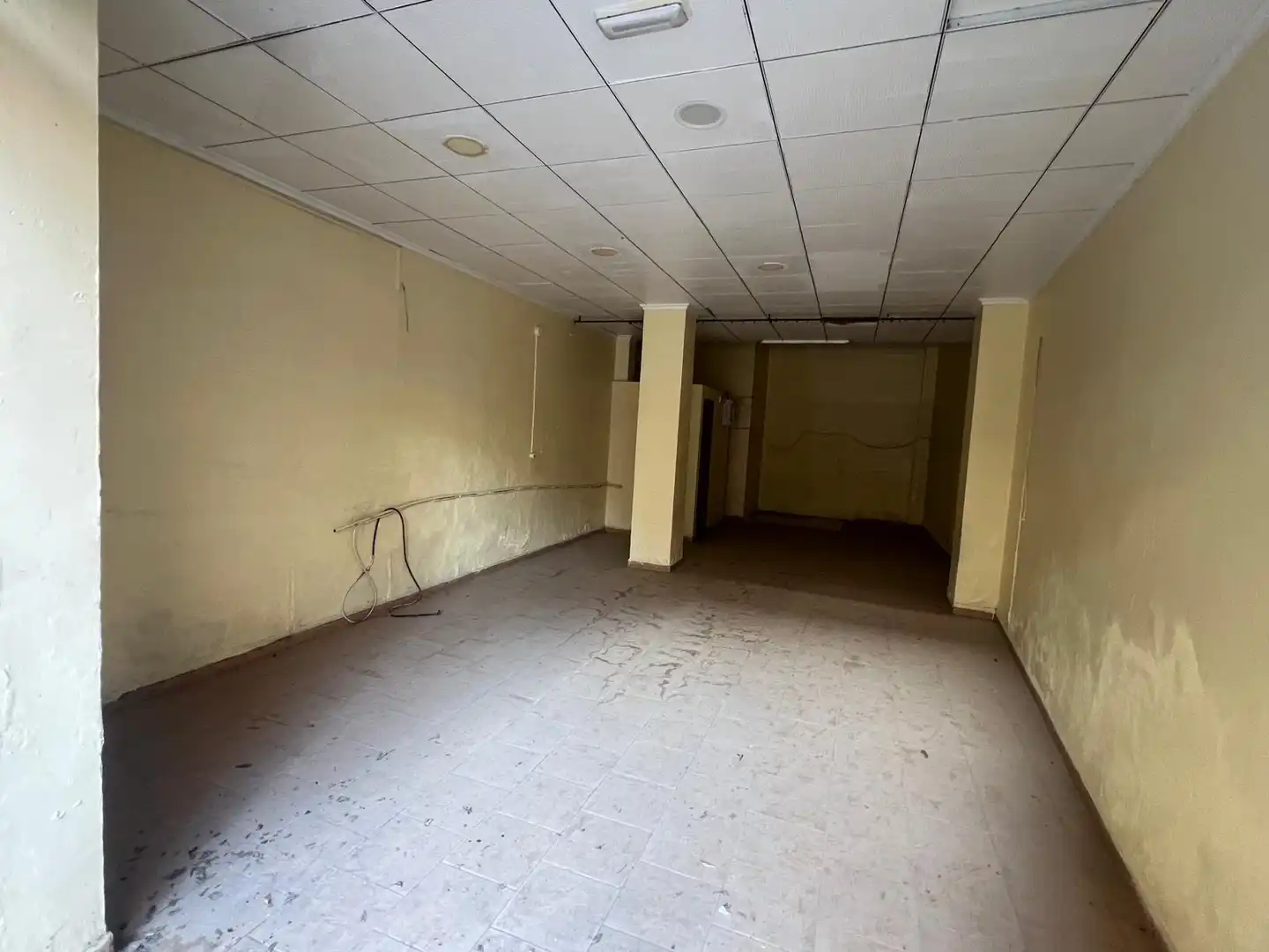 Local comercial de lloguer a Casco Antiguo, imagen 4