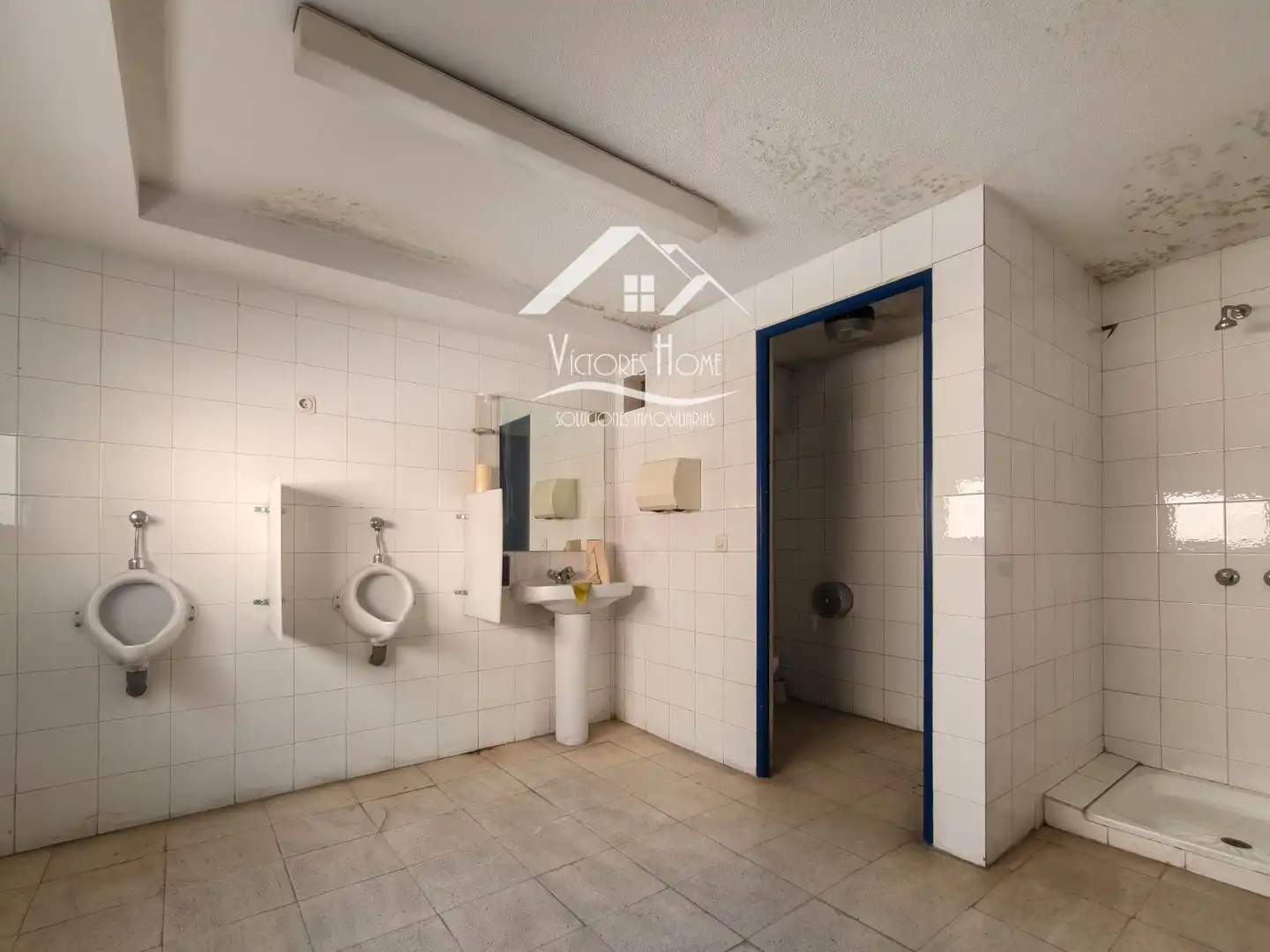 Baño de Nave industrial de alquiler en Madrid con Calefacción