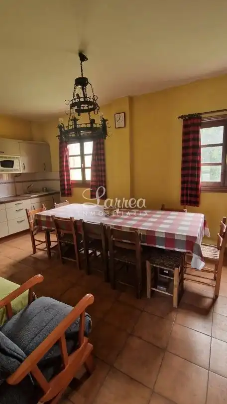 Dining room of Flat for sale in Arantzazu  with Heating, Private garden and Storage room