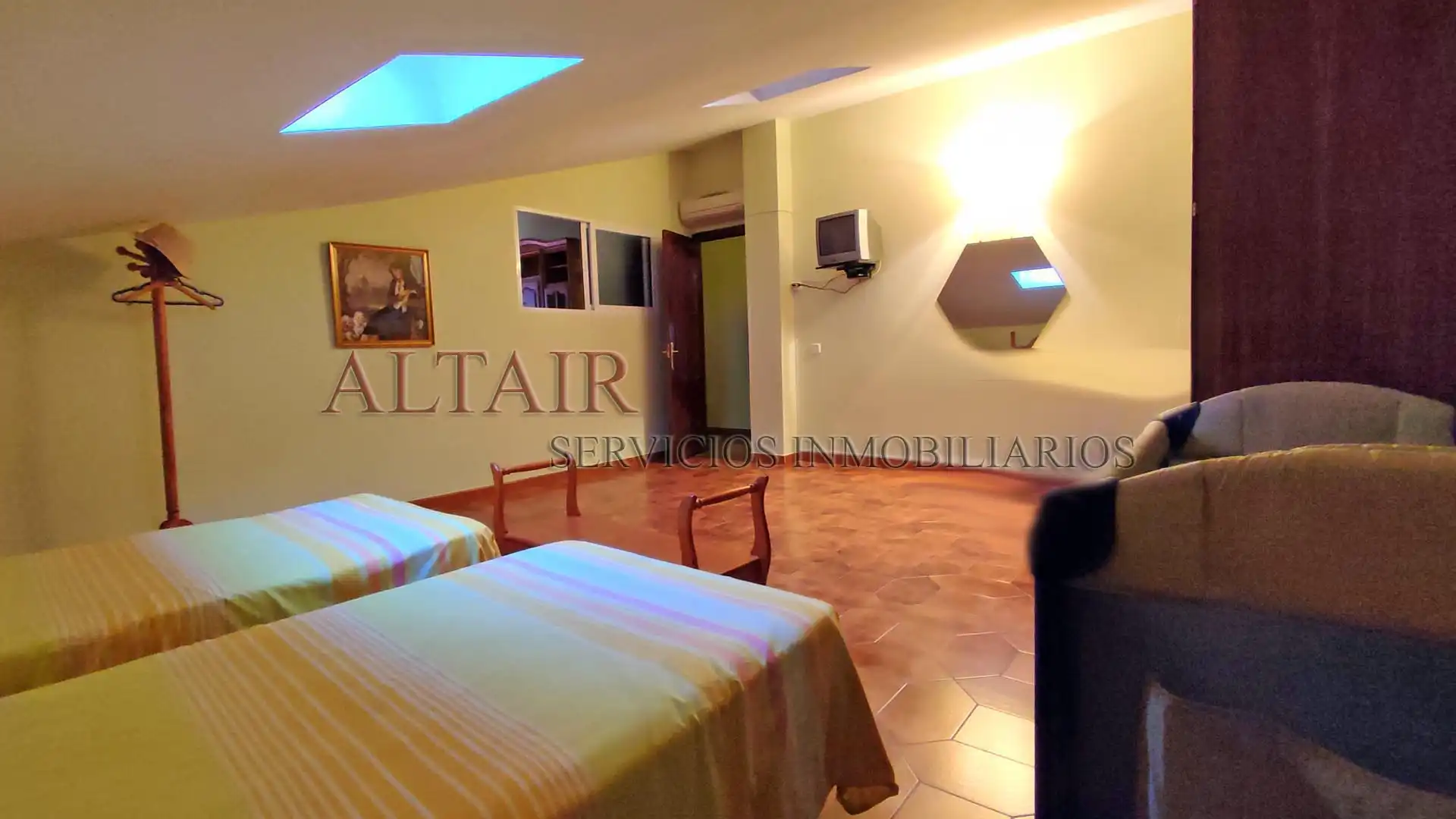 Ático en venta en Navaluenga con Aire acondicionado, Calefacción y Terraza