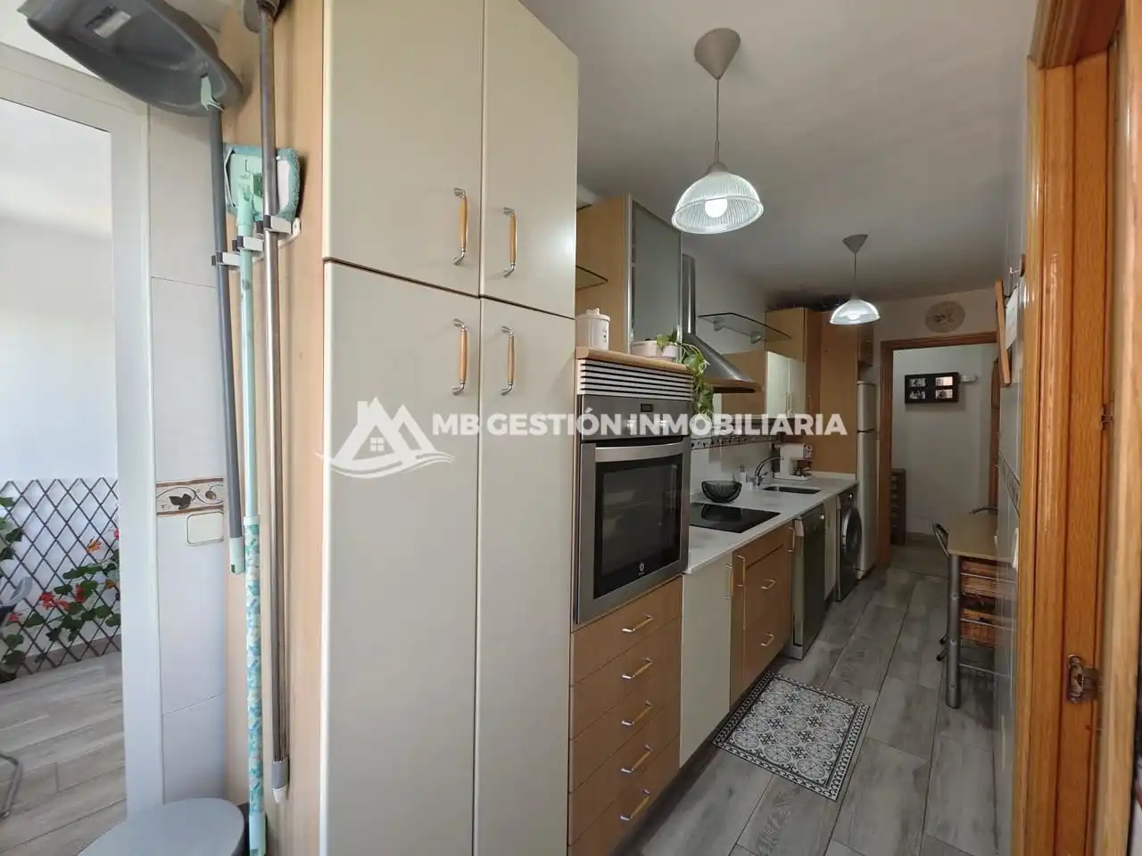 Küche von Wohnung zur untervermieten in Fuenlabrada mit Klimaanlage, Heizung und Möbliert