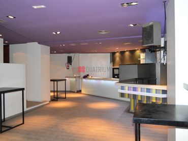 Local comercial de lloguer a Ensanche - Sar