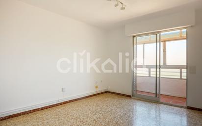 Flat for sale in Fuenlabrada  with Air Conditioner and Terrace