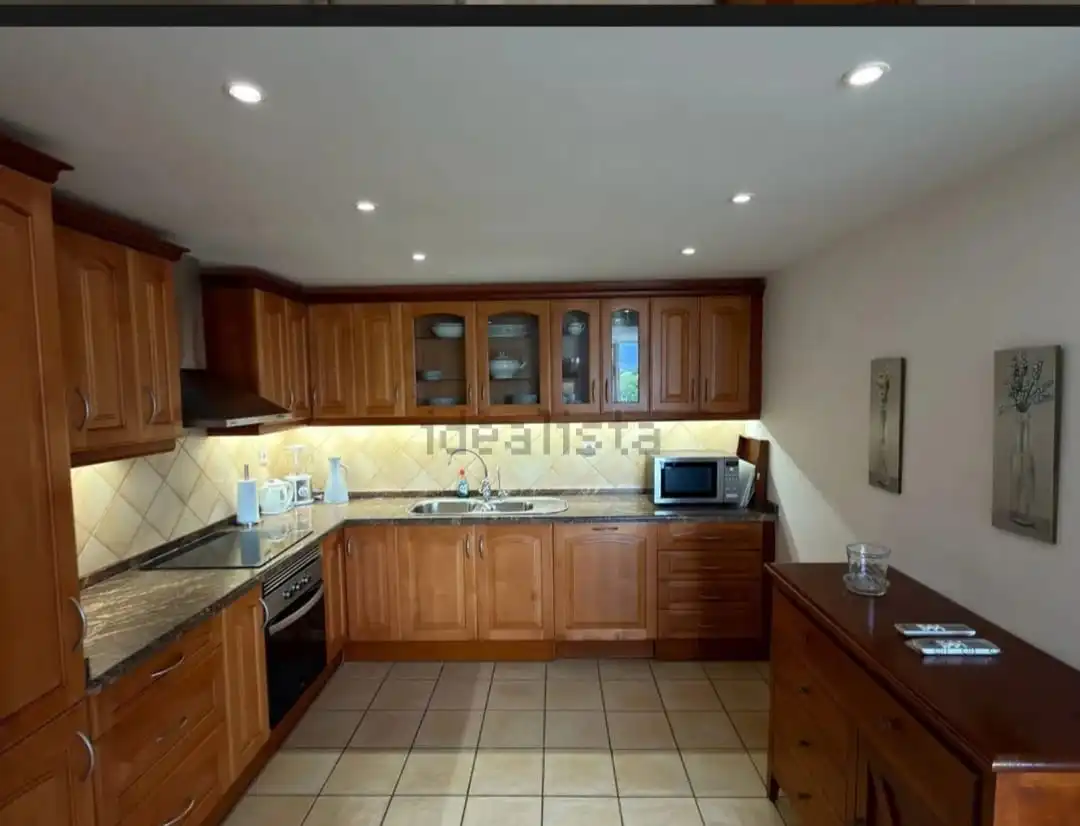 Cocina de Apartamento de alquiler en L'Alfàs del Pi con Aire acondicionado, Calefacción y Terraza