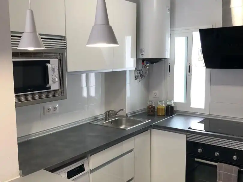 Cuina de Pis en venda en  Madrid Capital amb Terrassa i Balcó