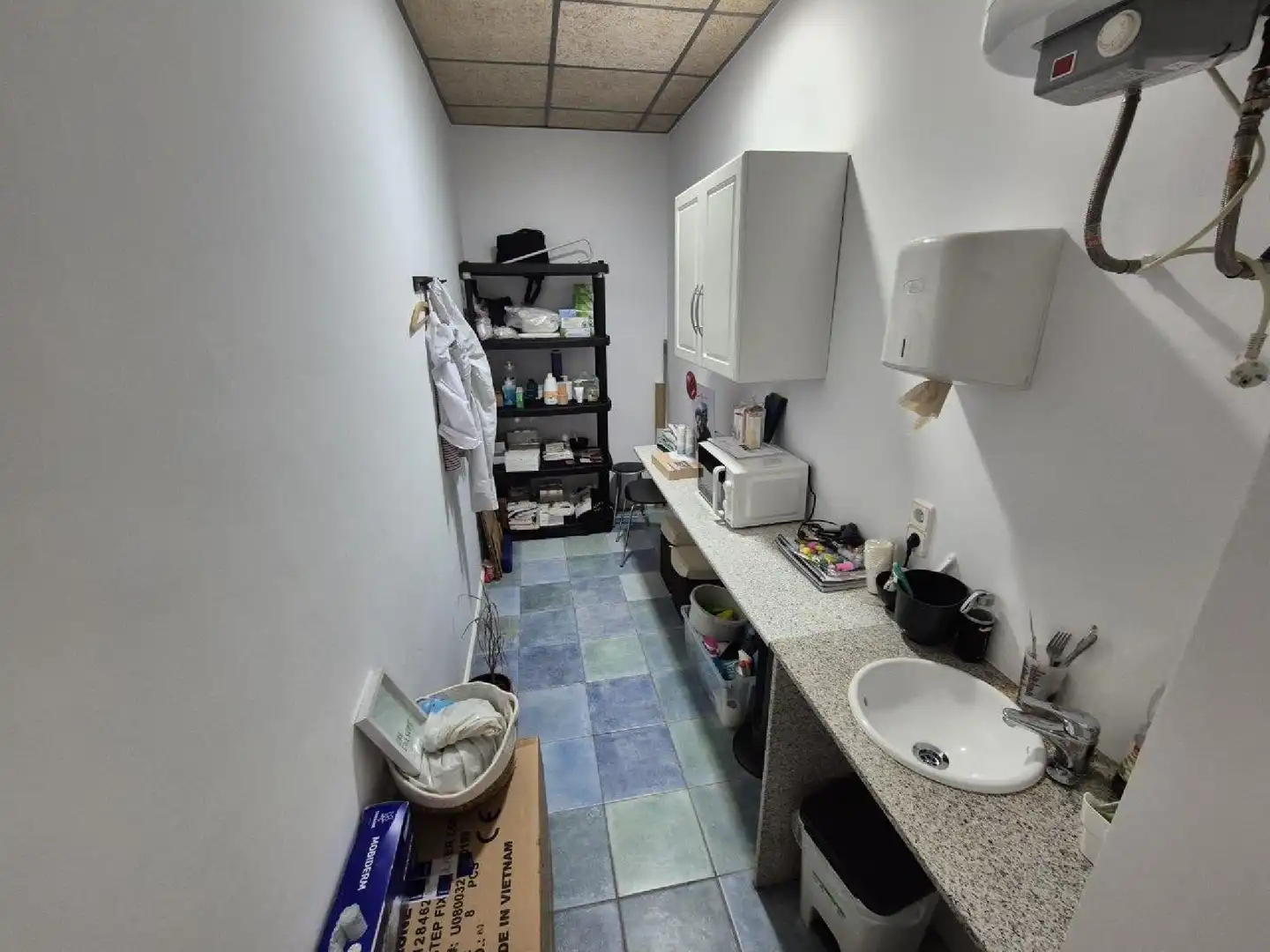 Business premises to rent in Eixample Nord, imagen 3