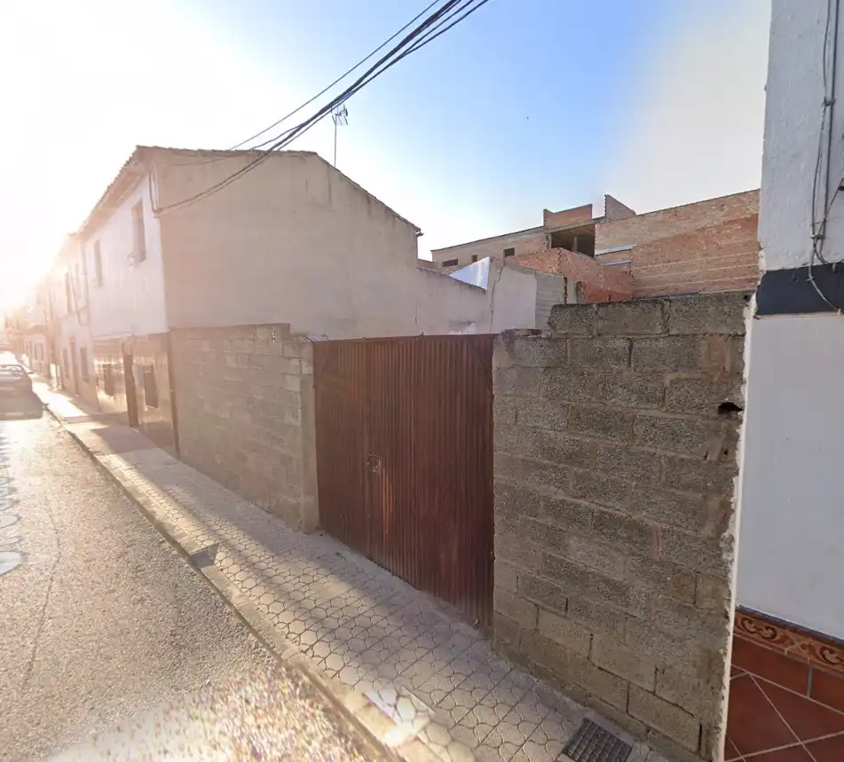Terreni e lotti in vendita a Calle José Torres Martínez 81