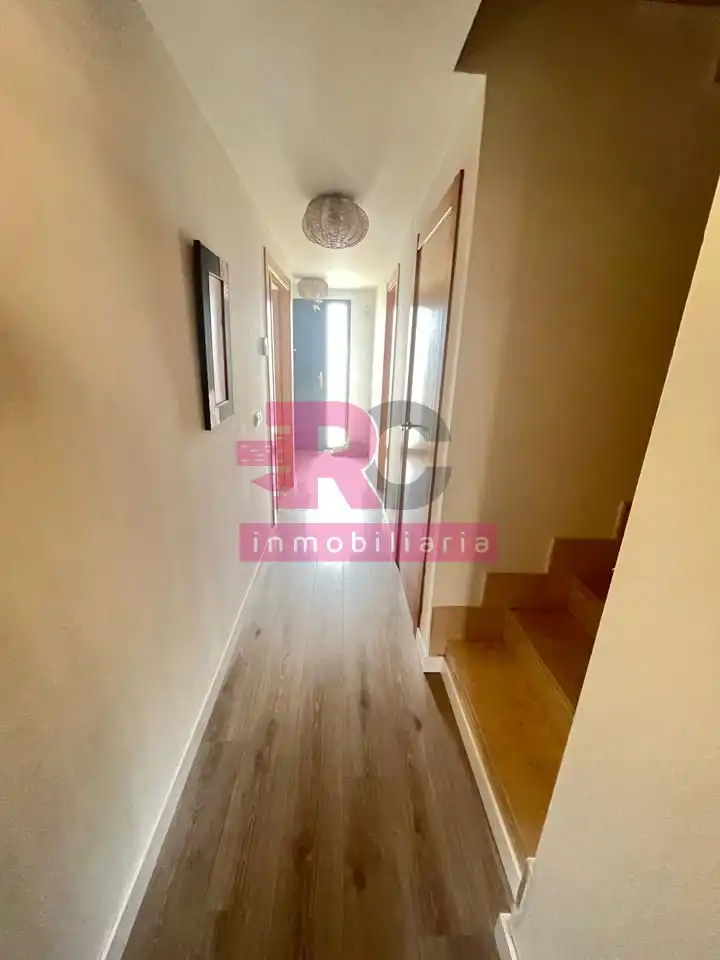 Casa adosada en venta en Cabrerizos con Calefacción, Jardín privado y Piscina comunitaria