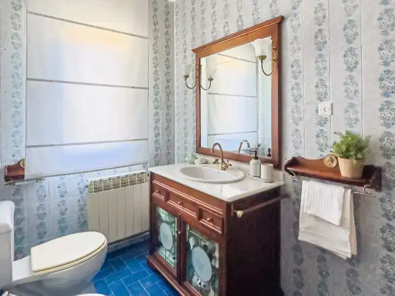 Baño de Piso en venta en Almorox con Aire acondicionado
