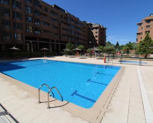 Piscina de Pis de lloguer en  Madrid Capital amb Aire condicionat, Calefacció i Parquet