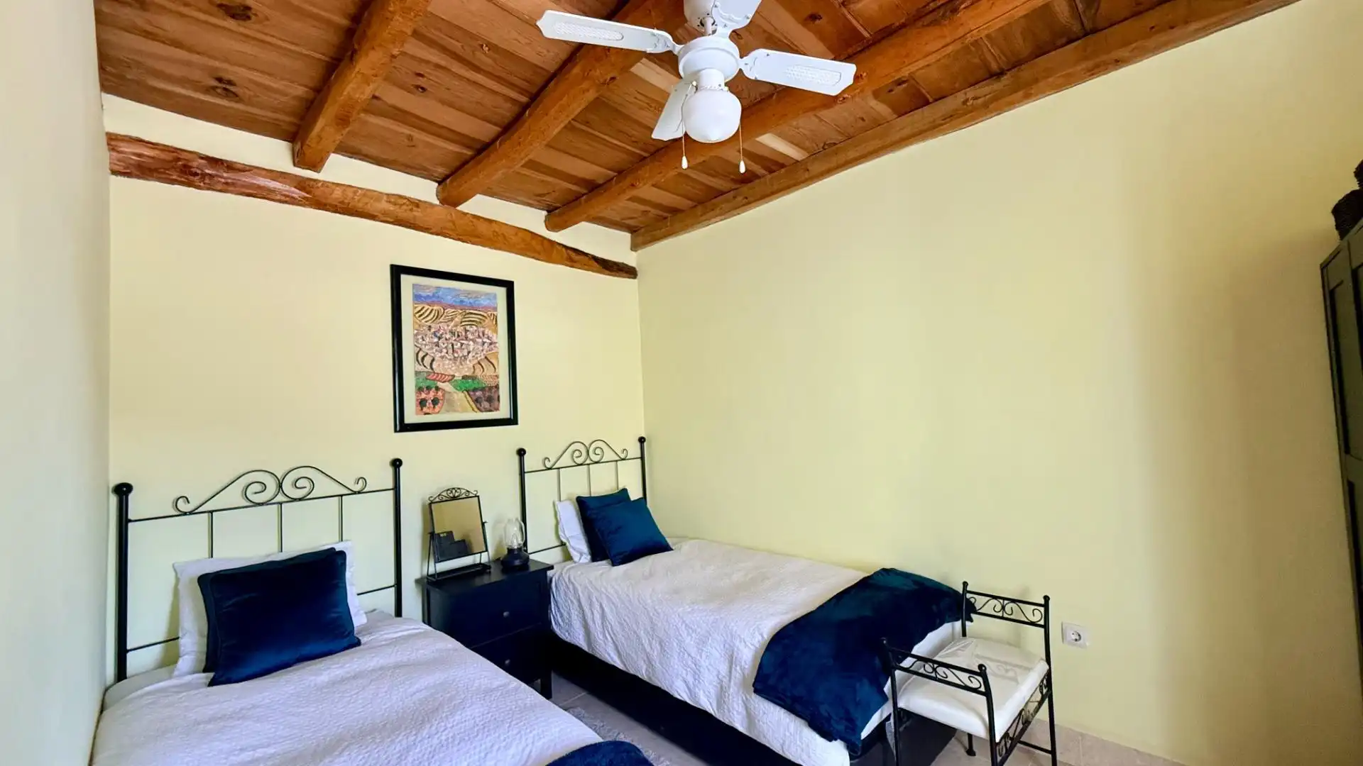 Habitación de Casa o chalet en venta en Cozuelos de Fuentidueña con Alarma