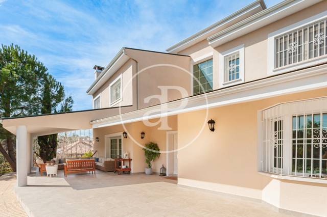 Casa-chalet en Venta en Club de Golf