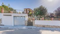 Exterior view of House or chalet for sale in Sant Cebrià de Vallalta  with Air Conditioner, Heating and Private garden