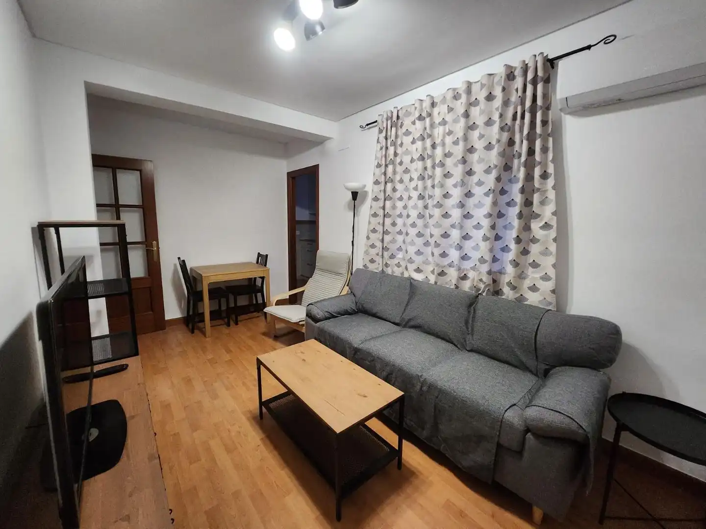 Wohnzimmer von Wohnung zur Miete in  Córdoba Capital mit Klimaanlage und Möbliert