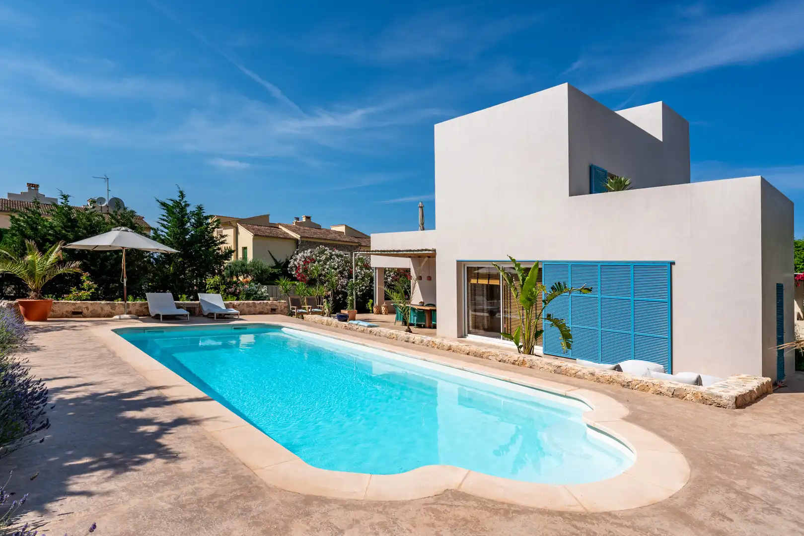Swimming pool of Country homes for sale in Artà  with Air Conditioner, Heating and Terrace
