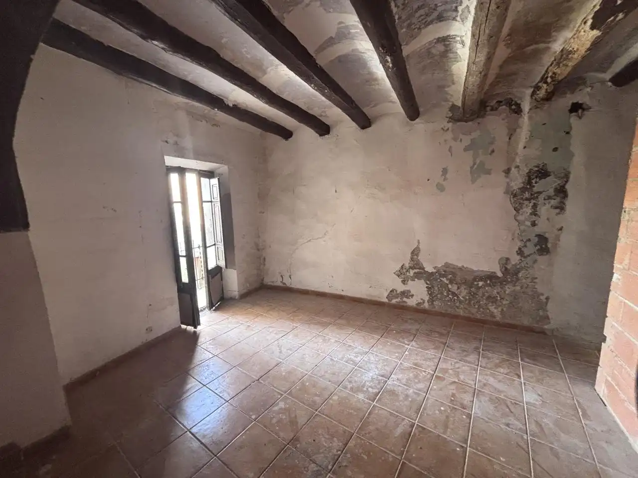 Country house zum Verkauf in La Baronia de Rialb