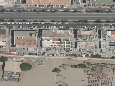 Local comercial en venda a Calle Juan de la Cierva-Pg Sur