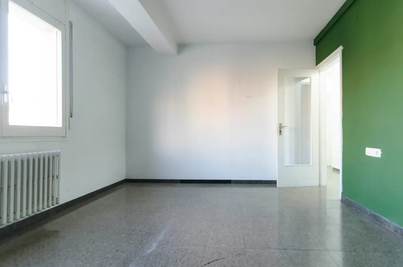 Piso en venta en Manresa con Calefacción, Trastero y Horno