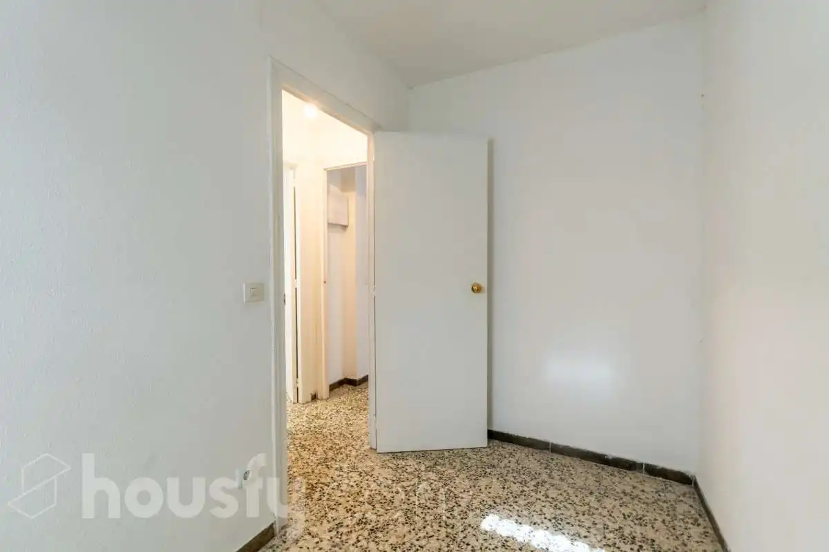 Bedroom of Attic for sale in Vilanova i la Geltrú  with Terrace and Storage room