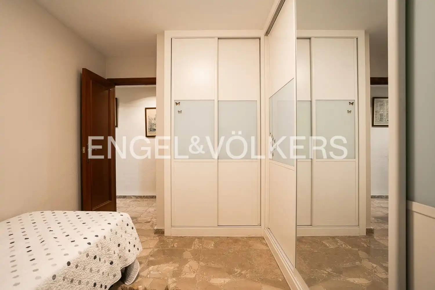 Piso en venta en Valencia con Aire acondicionado, Calefacción y Balcón