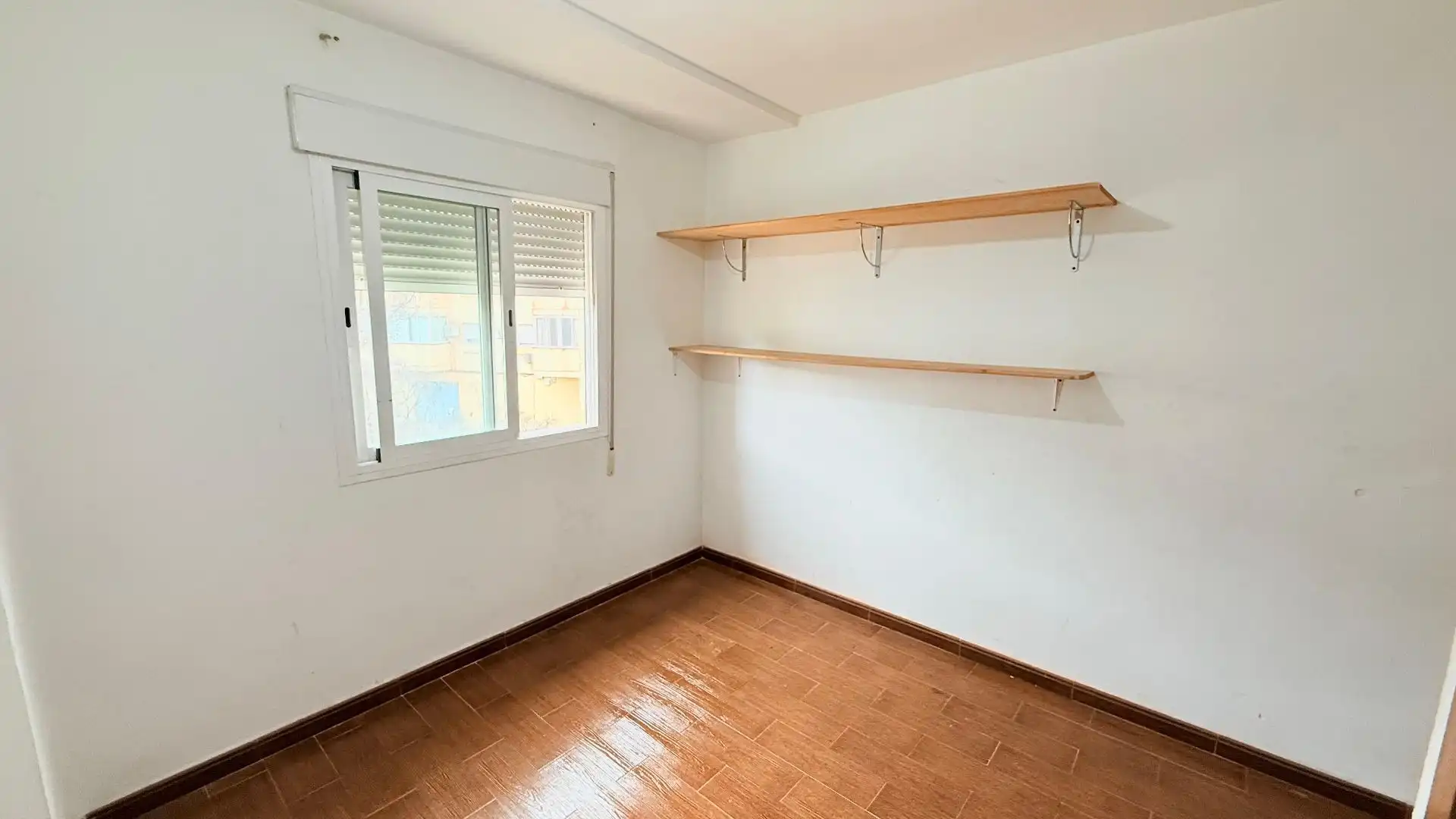Bedroom of Flat for sale in Fines  with Heating