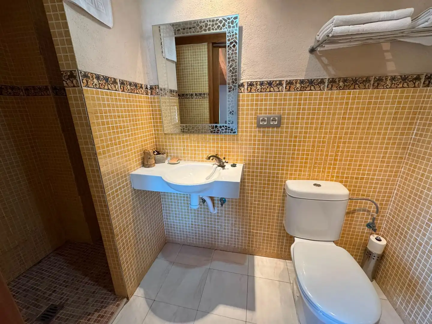 Bany de Edifici en venda en Benissanet