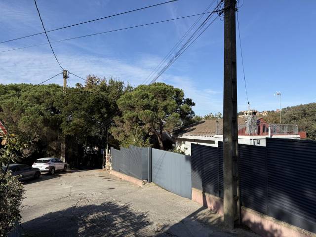 Casa-chalet en Venta en Camí l'Illa en Sant Fost de Campsentelles