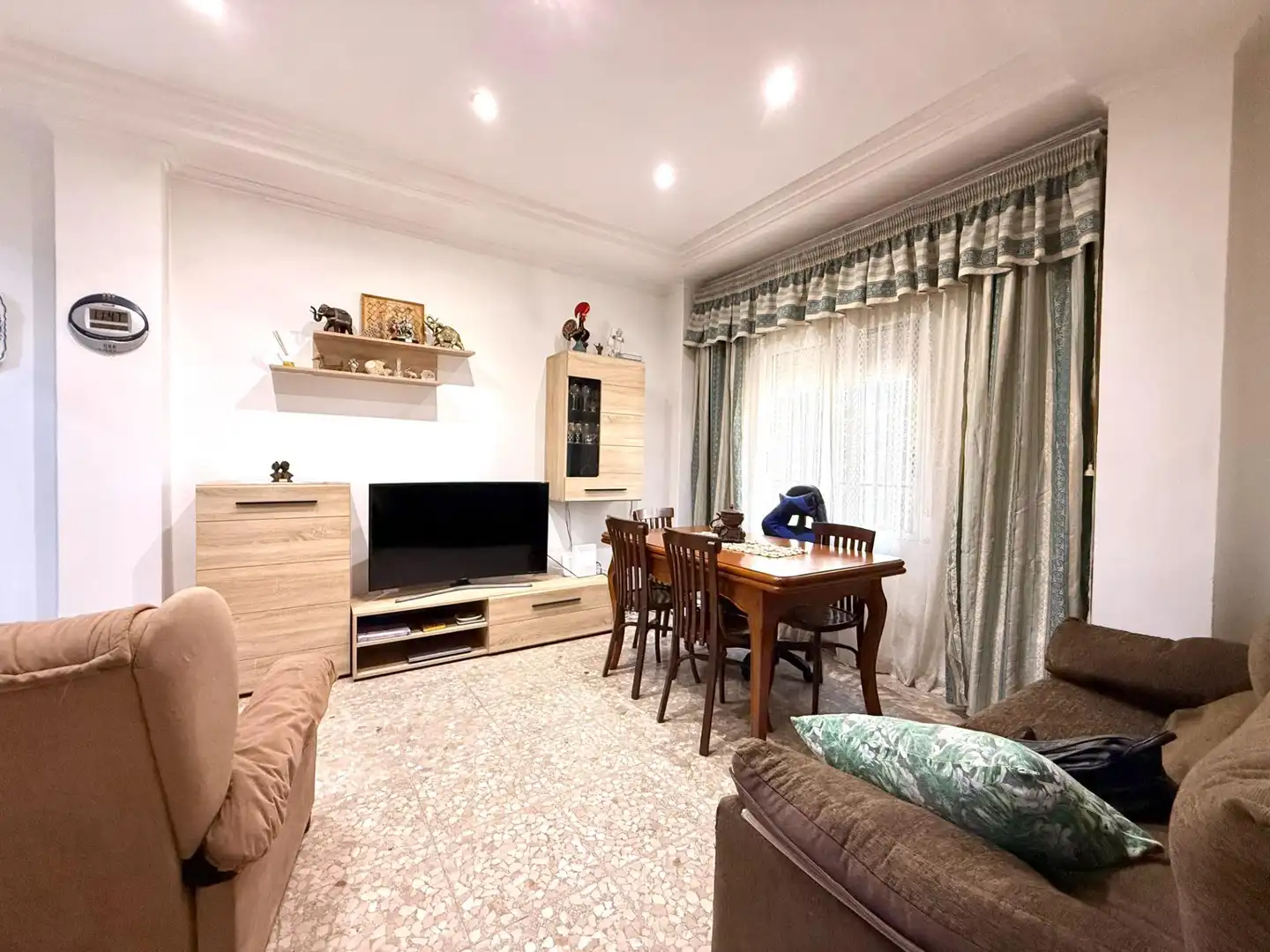 Wohnzimmer von Erdgeschoss zum Verkauf in Catarroja, Valencia