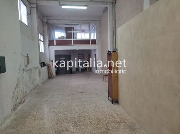 Local comercial en venta en Bocairent