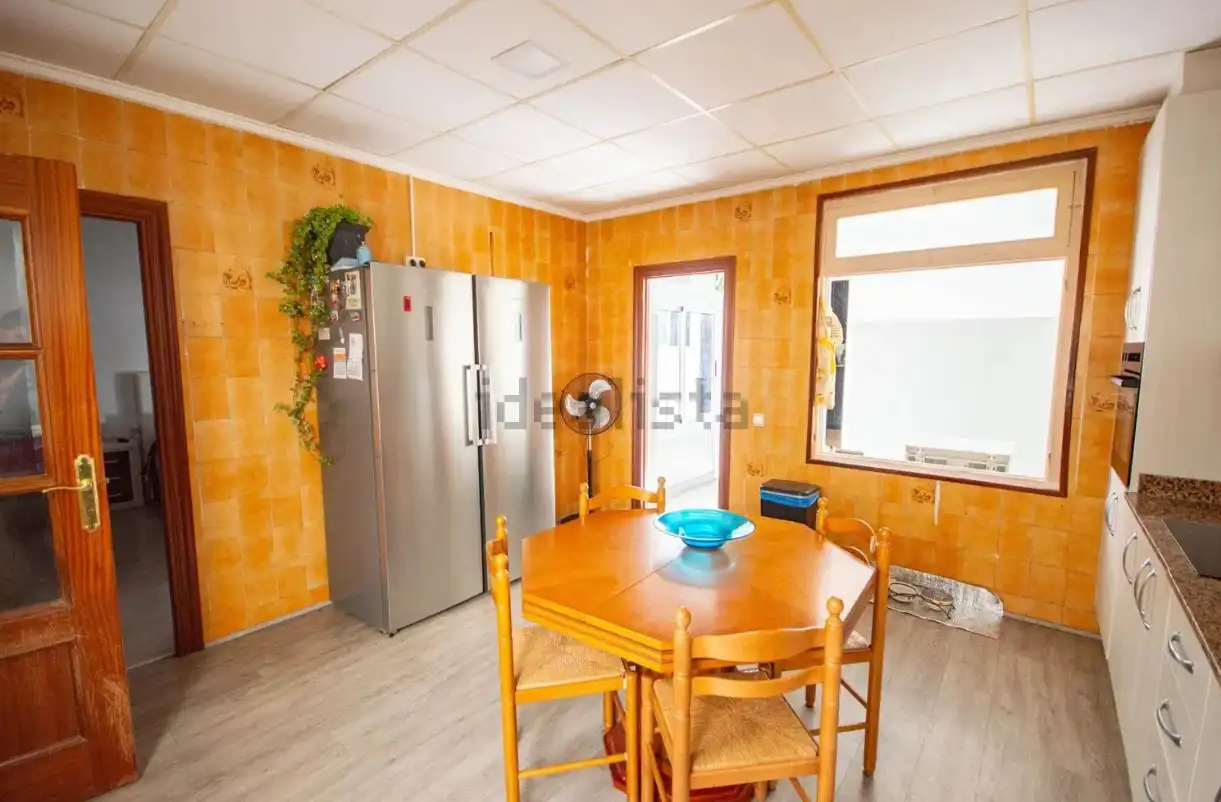 Küche von Haus oder Chalet zum Verkauf in Elda mit Klimaanlage, Terrasse und Abstellraum