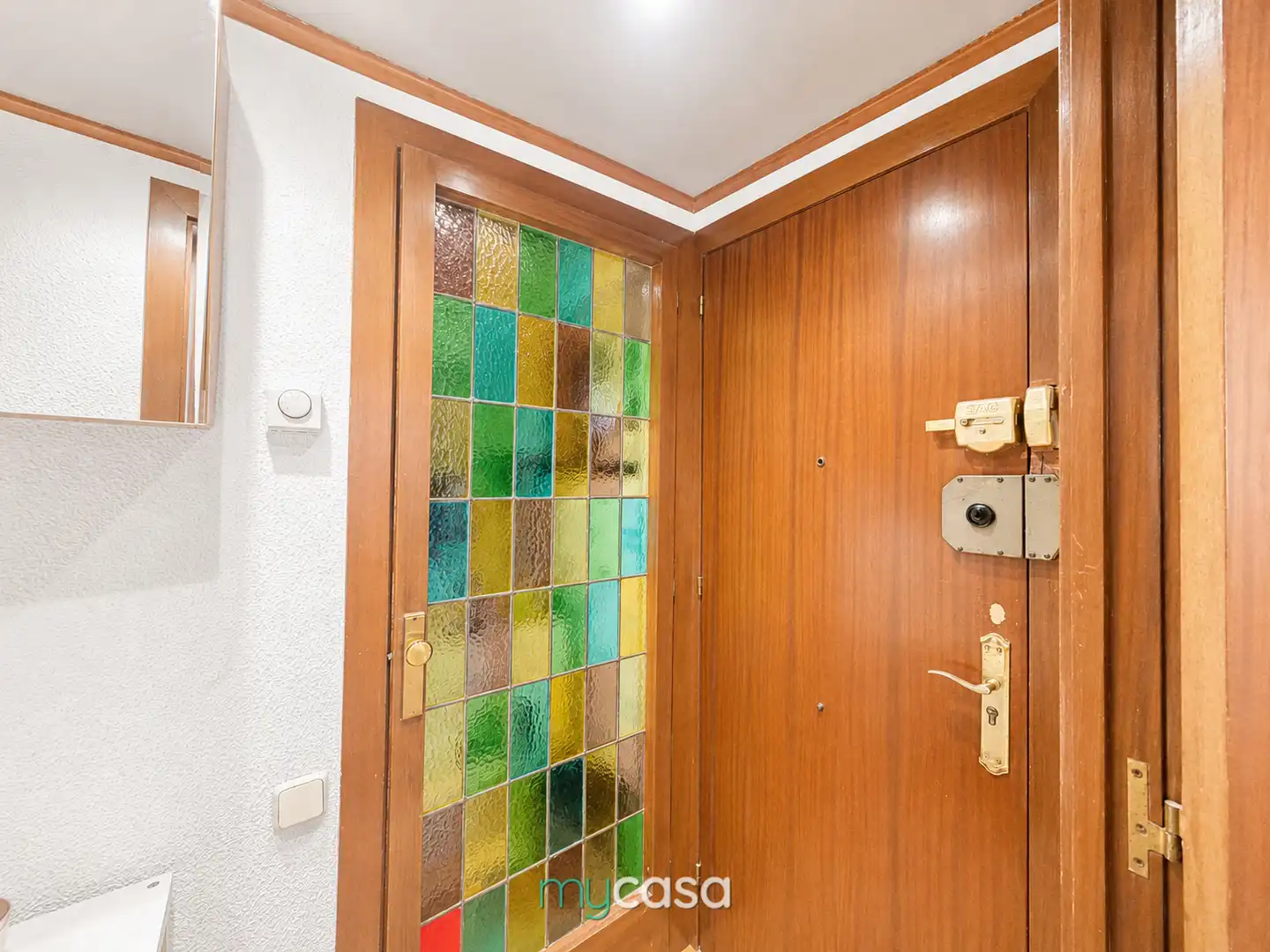Wohnung zum Verkauf in Barcelona mit Klimaanlage, Heizung und Parkett
