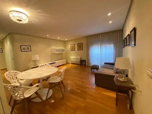 Piso de alquiler en San Nicolás