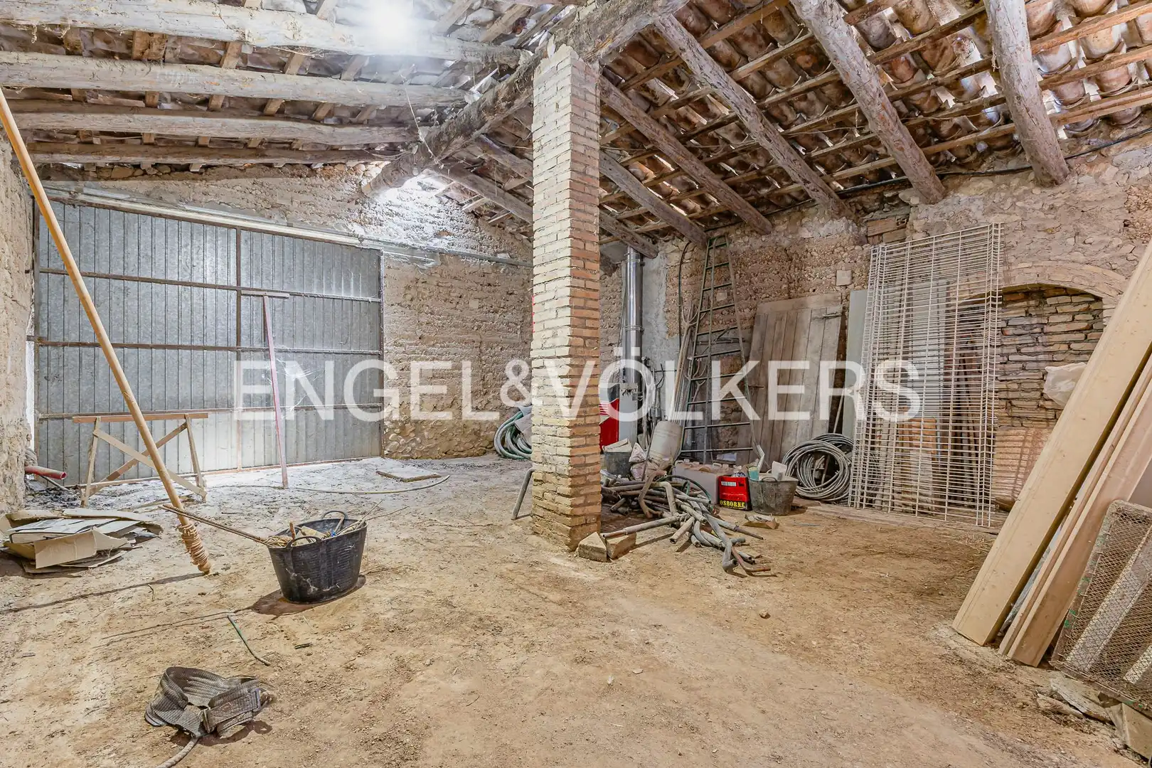 Casa amb terrassa en venda a Torrelles de Foix, imagen 47