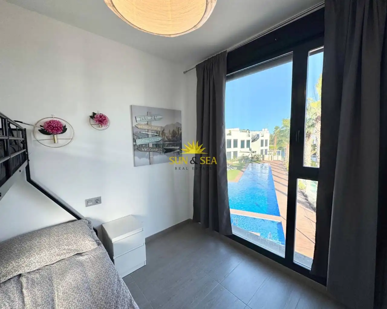 Dormitori de Casa o xalet de lloguer en Torrevieja amb Aire condicionat, Calefacció i Jardí privat