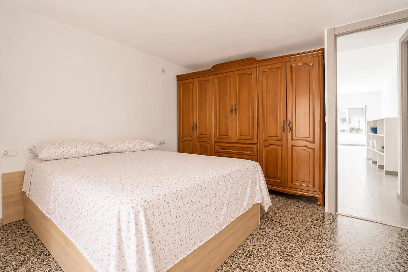 Bedroom of Detached homes for sale in Tarragona  with Air Conditioner, Heating and Terrace
