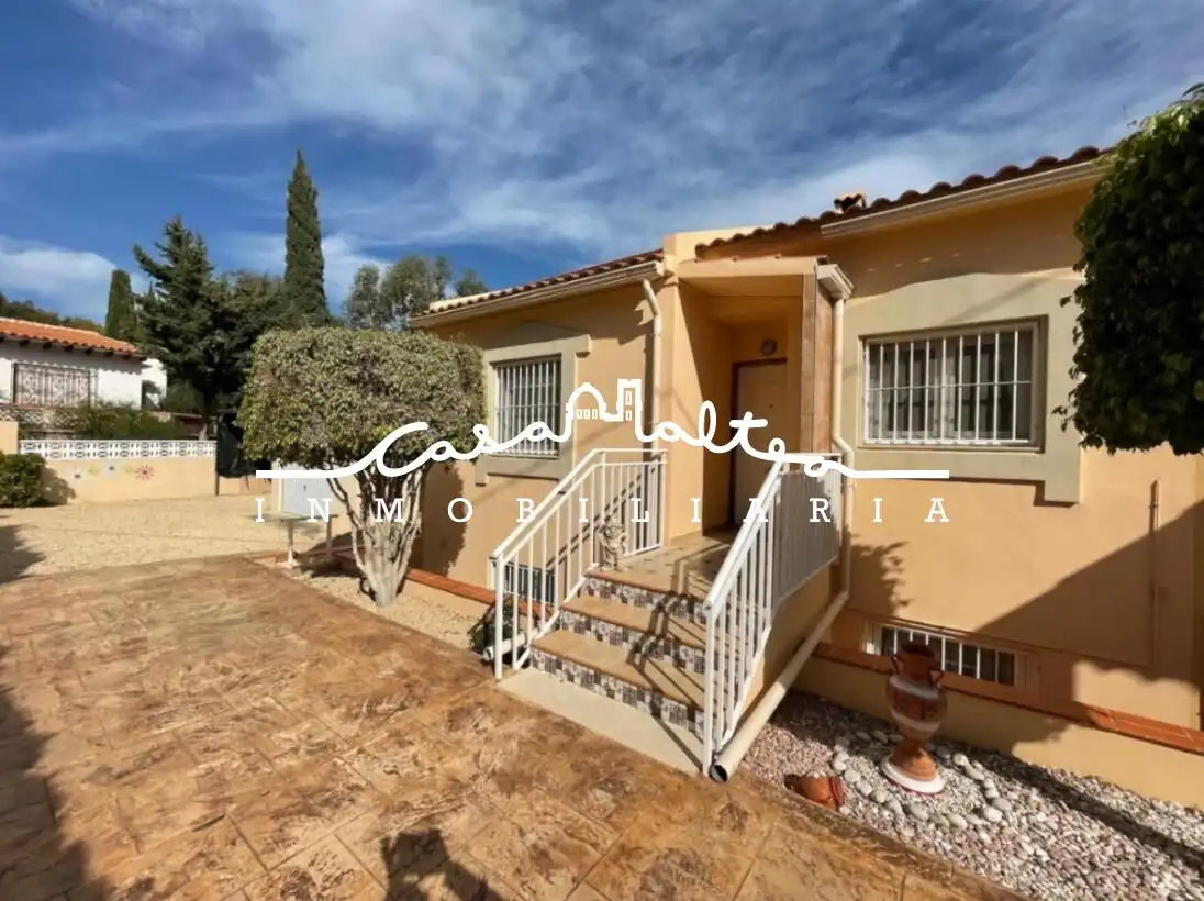 Vista exterior de Casa o chalet en venta en La Nucia con Aire acondicionado, Jardín privado y Trastero